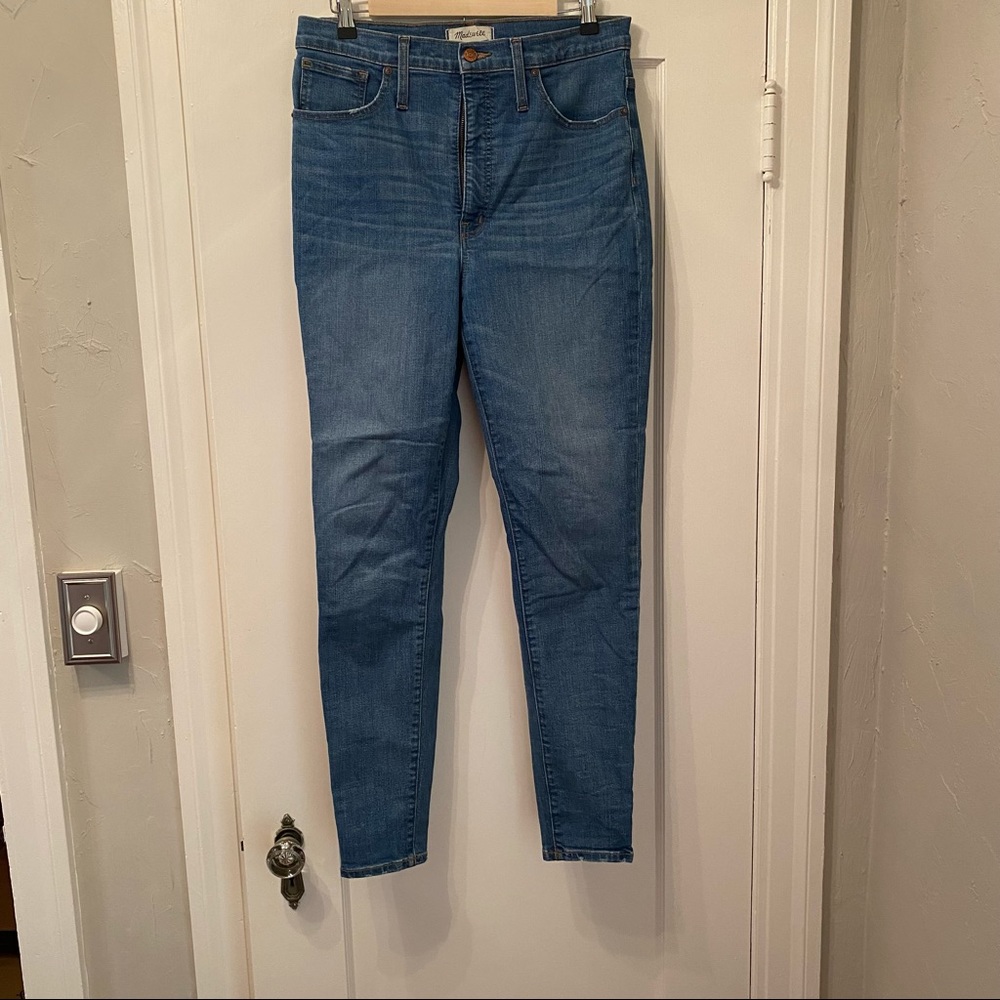 Tall 11” High- Rise Skinny Jeans size 30T